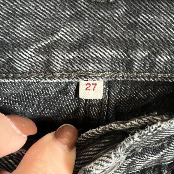 Levi’s Women’s Size 27 Black Distressed High Rise Straight Leg Buttonfly Jeans - Picture 4 of 8